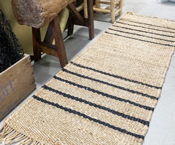 שטיח המפ גדול עם פסים שחורים – מגוון מידות