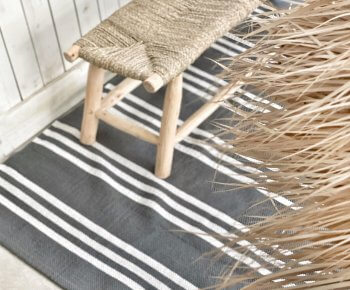 שטיח כותנה אפור כהה פסים לבנים – במגוון מידות